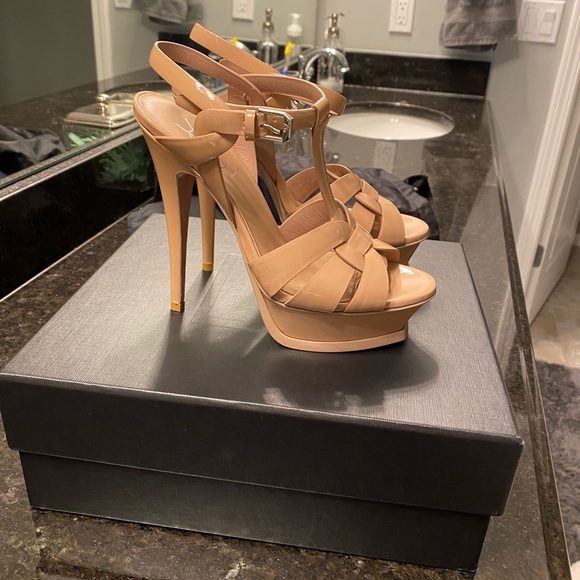 YSL tribute heels in nude - Picture 3 of 8